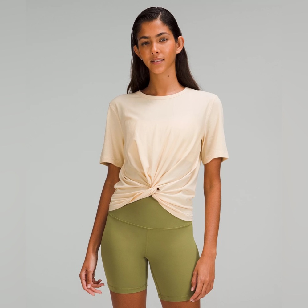 Lululemon | NWT Crescent T-Shirt | Color: Prosecco | Size 6